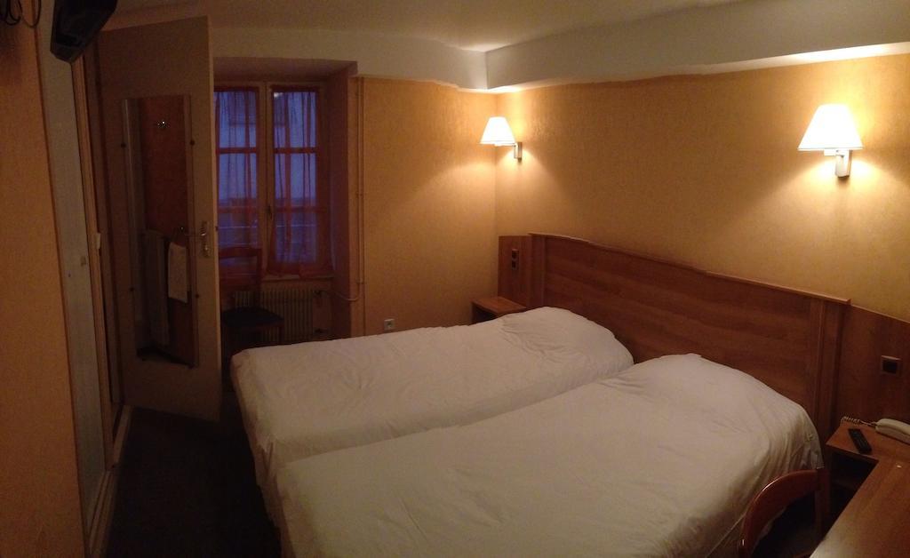Hotel De L'Abbaye Sauxillanges Pokój zdjęcie